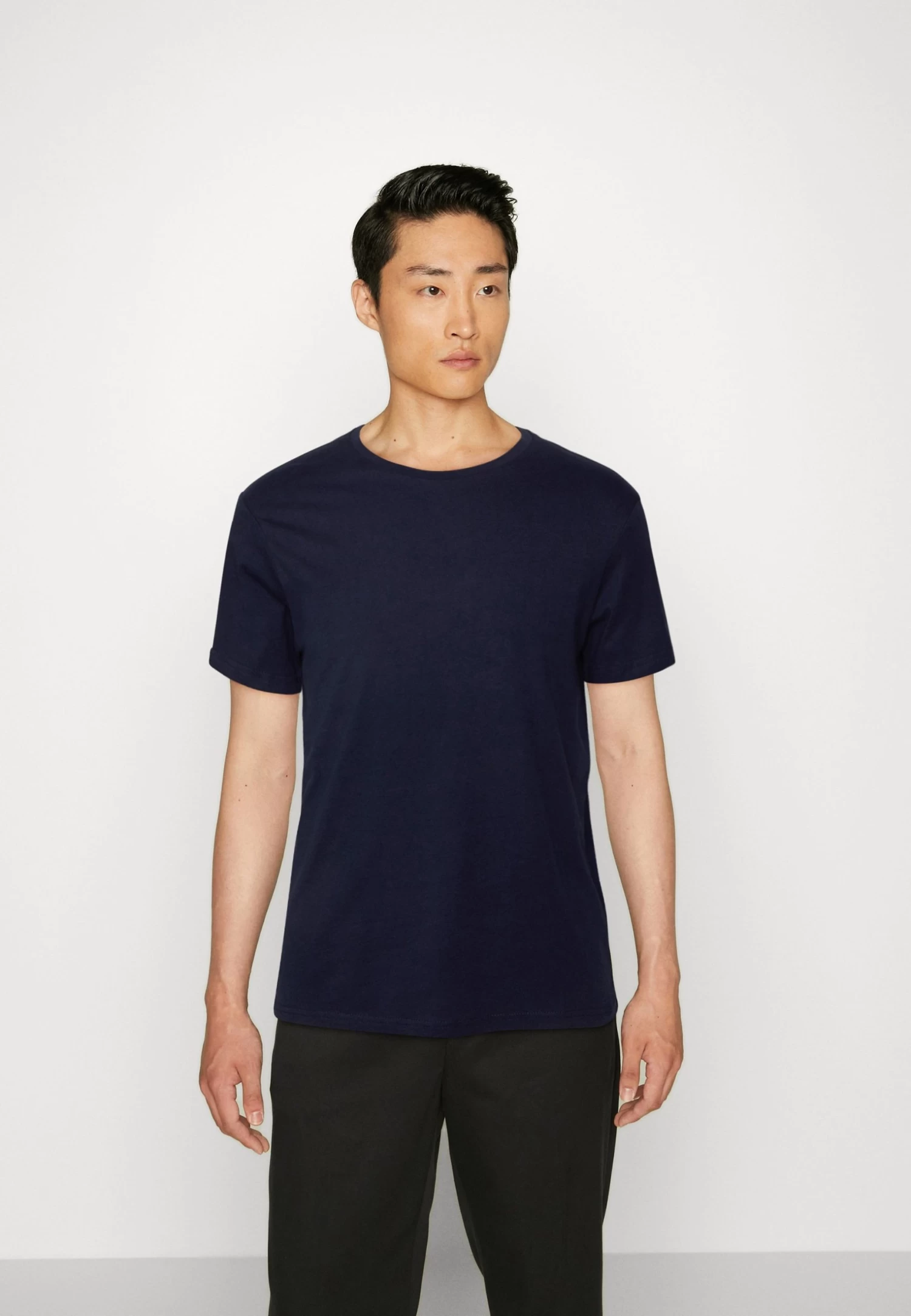 Pier One 7 PackT-Shirt BasicBlack/Dark Blue/Dark Green Uomo T-shirt E Polo PI922O0PY-Q14 8 Pier One 7 PackT-Shirt BasicBlack/Dark Blue/Dark Green Uomo T-shirt E Polo PI922O0PY-Q14 - immagine 6