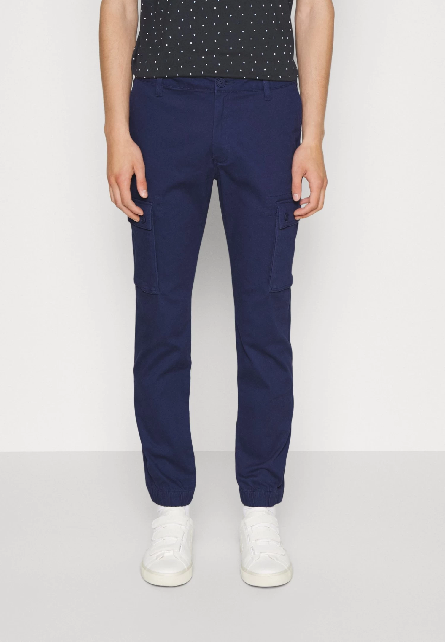 Pier One Pantaloni CargoDark Blue Uomo Pantaloni YO122E00V-K11 3 Pier One Pantaloni CargoDark Blue Uomo Pantaloni YO122E00V-K11