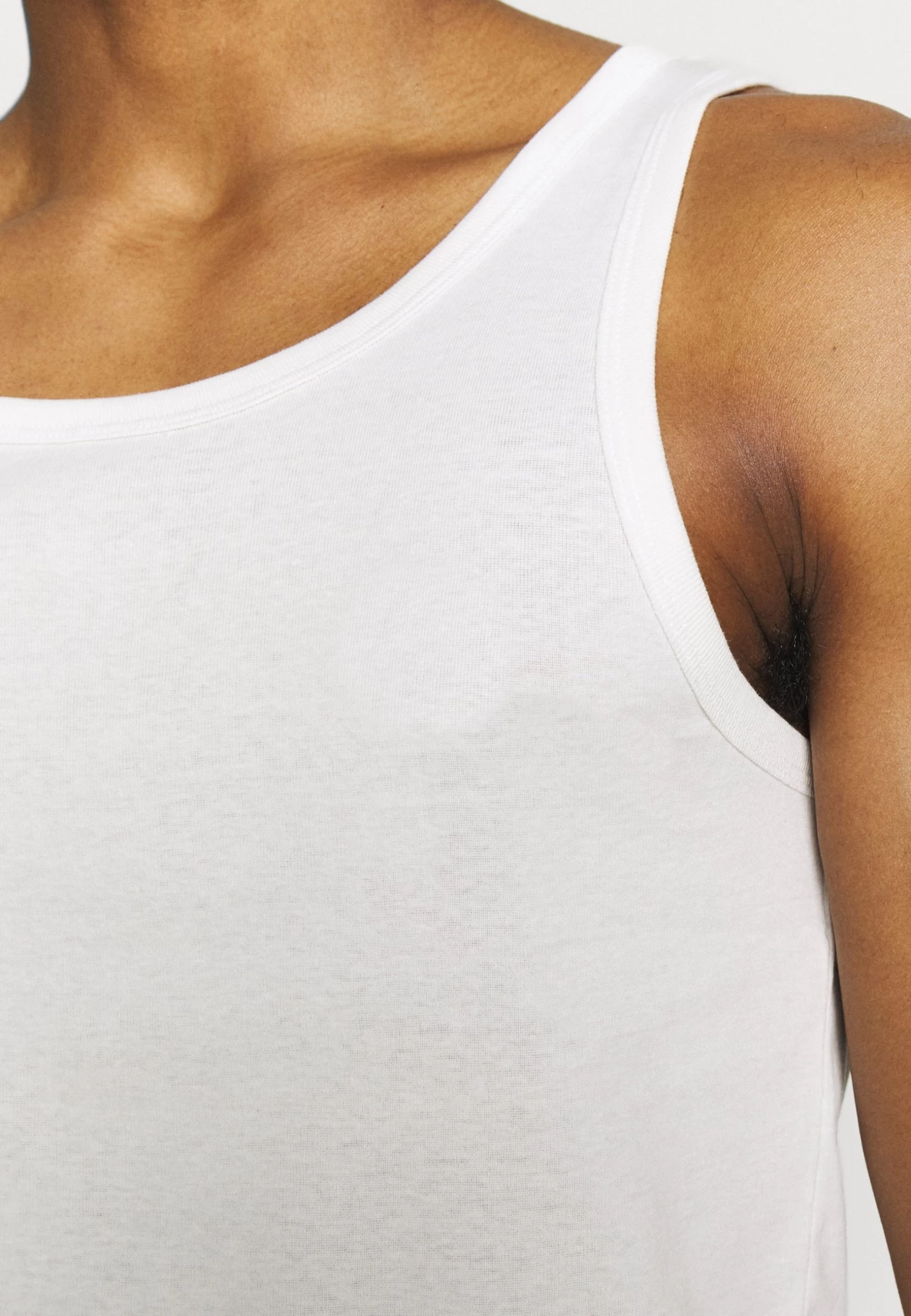 Pier One 3 PackMaglietta IntimaWhite Uomo Intimo PI982Q008-A11 7 Pier One 3 PackMaglietta IntimaWhite Uomo Intimo PI982Q008-A11 - immagine 5