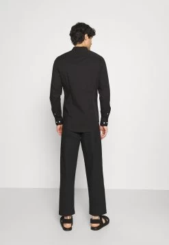 Pier One Muscle Fit Stand- Camicia - Black -Pier One 0baebc4f5c6545e38aaa3b4f90cebbda