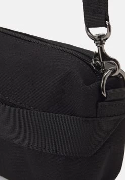 Pier One Borsa A TracollaBlack Donna Borse PI954H02R-Q11 -Pier One 0bbae8c6c00648a9918edf29901247d6