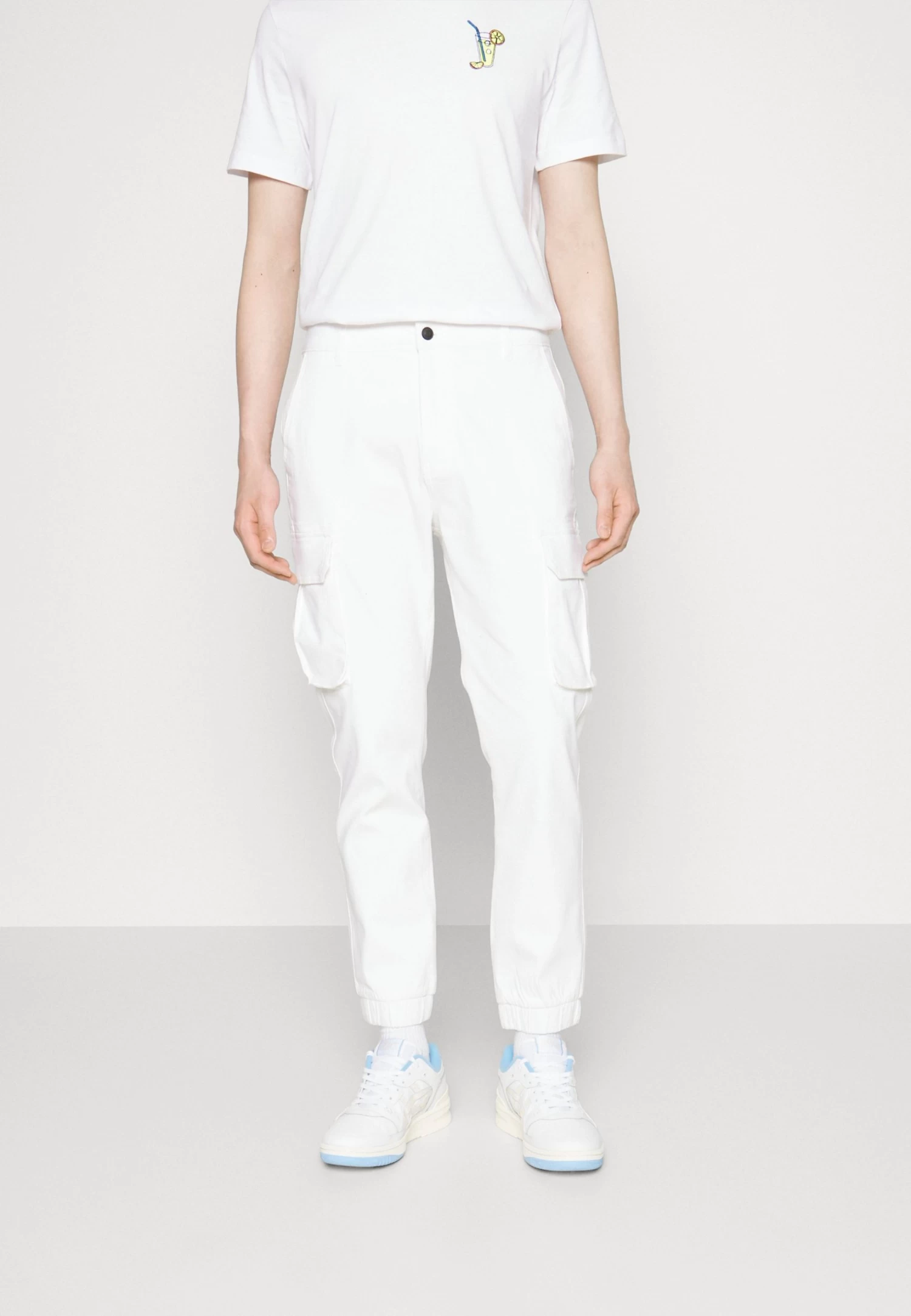 Pier One Cuffed Skinny Trouser Pantaloni CargoWhite Uomo Pantaloni YO122E01H-A11 3 Pier One Cuffed Skinny Trouser Pantaloni CargoWhite Uomo Pantaloni YO122E01H-A11
