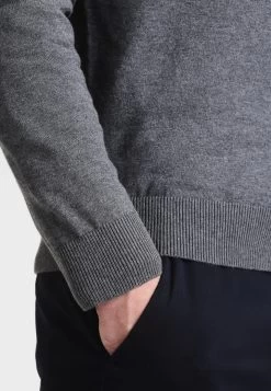 Pier One CardiganDark Grey Melange Uomo Maglieria PI922QA3D-Q11 12 Pier One CardiganDark Grey Melange Uomo Maglieria PI922QA3D-Q11 -Pier One 1248d35da7cb41e3bdbc2fab1f01cdef