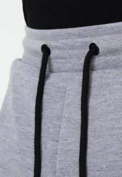 Pier One Pantaloni SportiviLight Grey Uomo Pantaloni PI922E03N-C11 11 Pier One Pantaloni SportiviLight Grey Uomo Pantaloni PI922E03N-C11 -Pier One 1867d13f312545f8a41e926457ca1a31