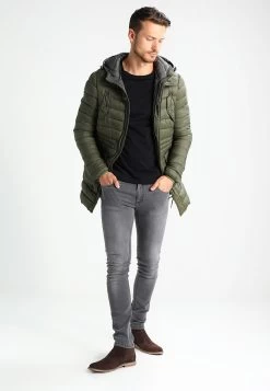 Pier One T-Shirt BasicBlack Uomo T-shirt E Polo PI922O00I-Q12 -Pier One 19845241fd1249a79b9f95b66380c962