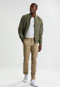 Pier One T-Shirt Con StampaWhite Uomo T-shirt E Polo PI922OA5K-A11 -Pier One 2c7148d4eded4b5e97745e0e681798dc