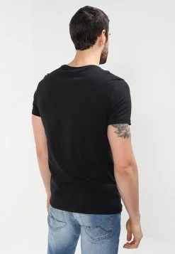 Pier One 2 PackT-Shirt BasicBlack Uomo T-shirt E Polo PI982AA00-Q12 10 Pier One 2 PackT-Shirt BasicBlack Uomo T-shirt E Polo PI982AA00-Q12 -Pier One 2d8633b5b7104019a6e0f7d92decc1c7