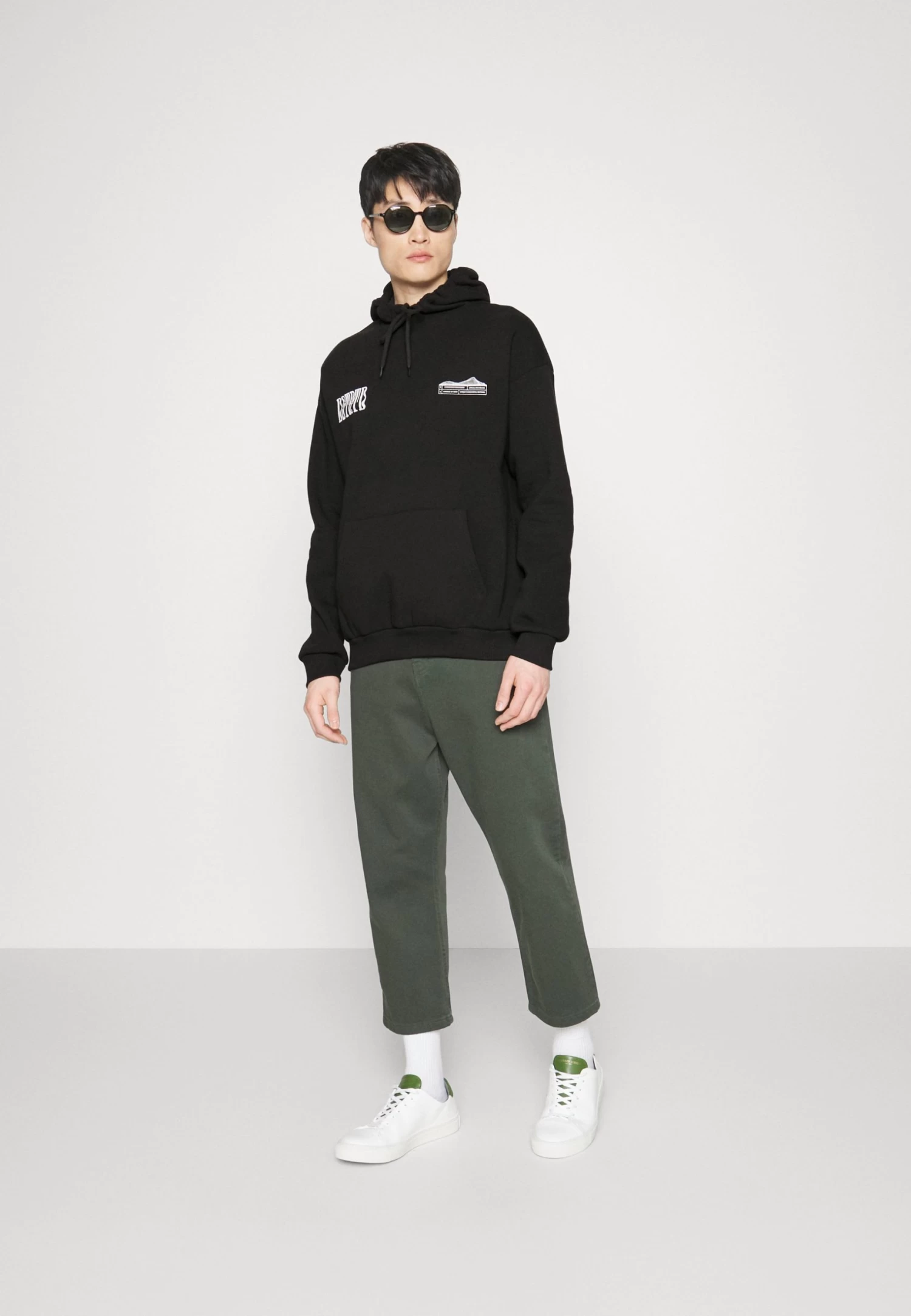 Pier One Wood HoodieFelpa Con CappuccioBlack Uomo Maglieria E Felpe PI922S0HN-Q11 4 Pier One Wood HoodieFelpa Con CappuccioBlack Uomo Maglieria E Felpe PI922S0HN-Q11 - immagine 2