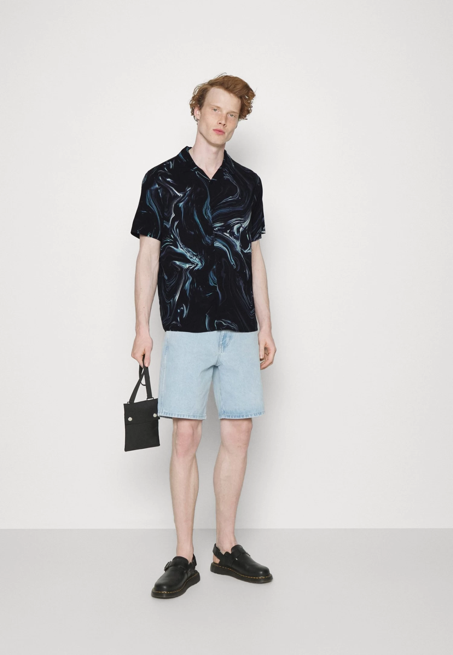 Pier One Marble Resort UnisexCamiciaBlack Uomo Camicie PI922D0EJ-Q11 4 Pier One Marble Resort UnisexCamiciaBlack Uomo Camicie PI922D0EJ-Q11 - immagine 2
