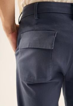 Pier One ChinoDark Blue Uomo Pantaloni PI922E05G-K11 -Pier One 3c204ec1ac004515a409a4d11962e7a4