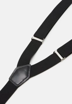 Pier One Set Altri AccessoriBlack Uomo Completi E Cravatte PI952R037-Q11 11 Pier One Set Altri AccessoriBlack Uomo Completi E Cravatte PI952R037-Q11 -Pier One 3d258e88ab4b4d06873f3d180d516e06