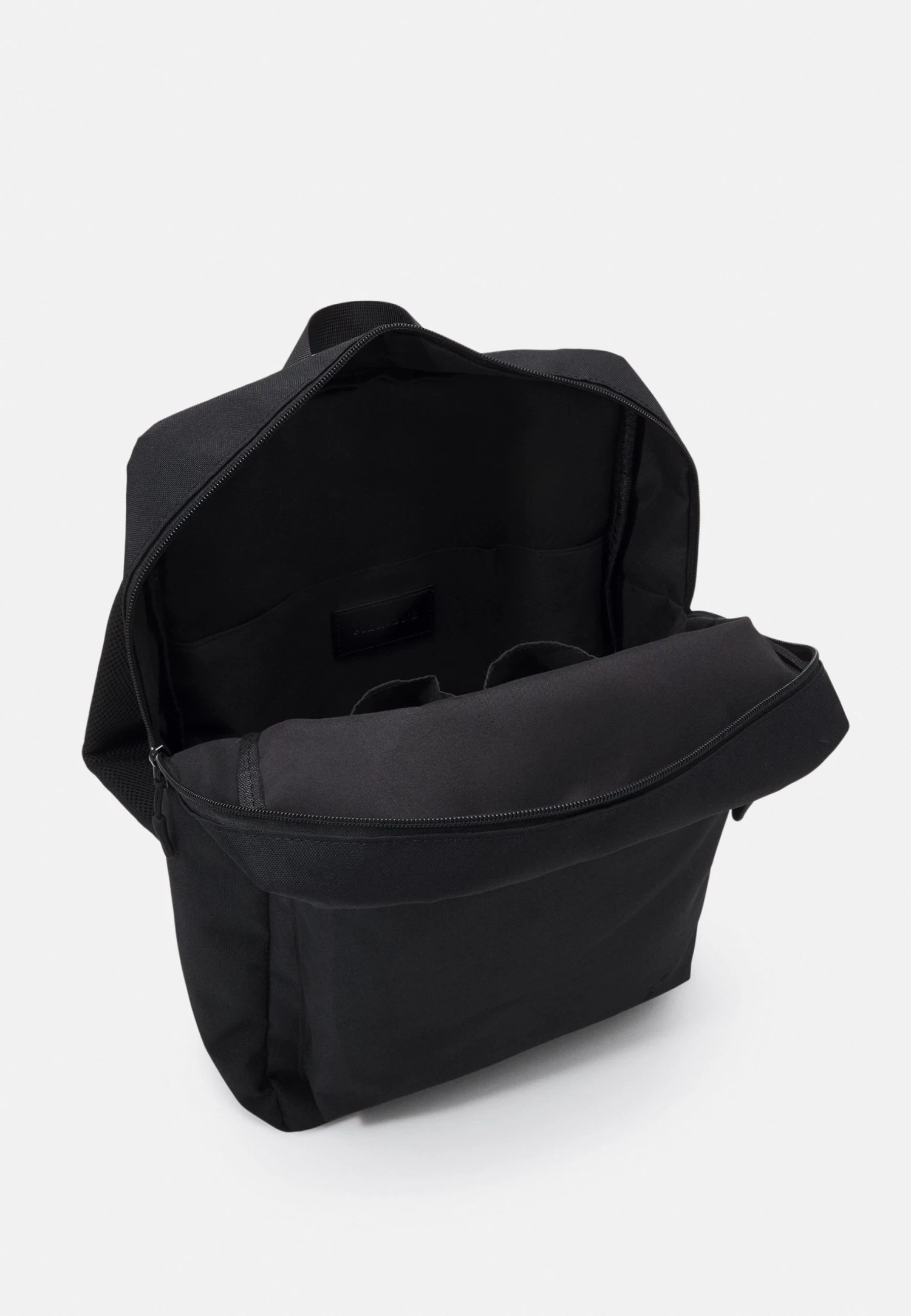 Pier One UnisexZainoBlack Donna Borse PI954O04E-Q11 5 Pier One UnisexZainoBlack Donna Borse PI954O04E-Q11 - immagine 3