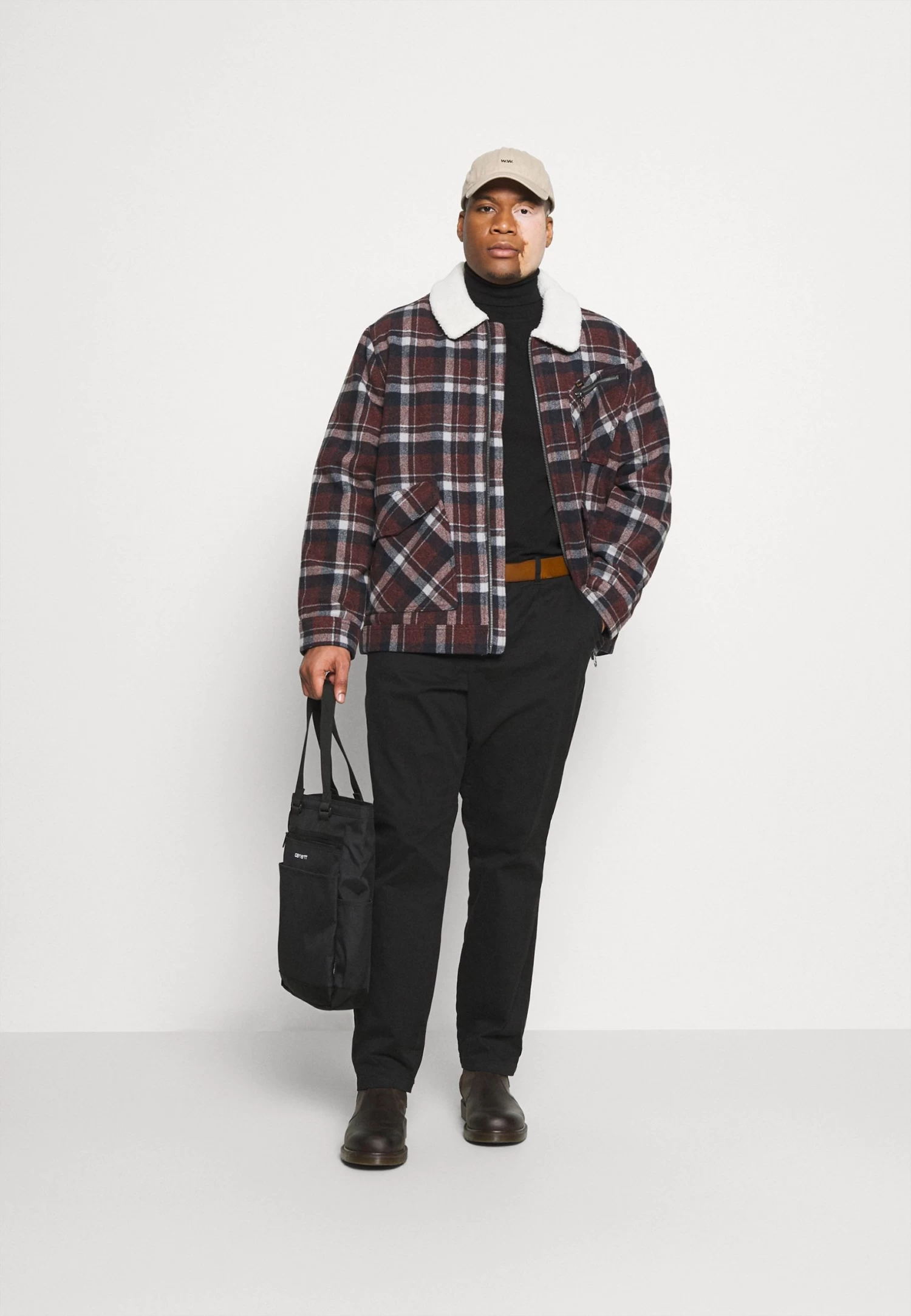 Pier One MaglioneBlack Uomo Maglieria PI922Q08O-Q11 4 Pier One MaglioneBlack Uomo Maglieria PI922Q08O-Q11 - immagine 2