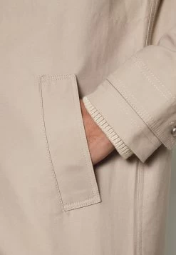 Pier One Commuter Coat Cappotto CortoTan Uomo Cappotti PI922T04G-B11 -Pier One 4ef4ad0f60904e2a9c12d606b1474ddb