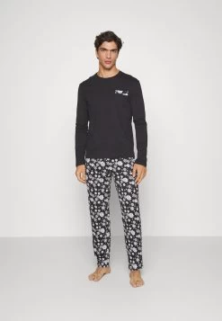 Pier One PigiamaBlack Uomo Per La Notte PI982M048-Q11 9 Pier One PigiamaBlack Uomo Per La Notte PI982M048-Q11 -Pier One 513cf2d028444a48b6a0e06b00f60c8a