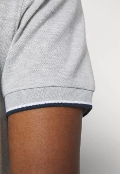 Pier One 2 PackPoloLight Grey/Dark Blue Uomo T-shirt E Polo PI922P08D-C11 -Pier One 5e4da2bcaa4e4b41b638ac5c292bdd5f