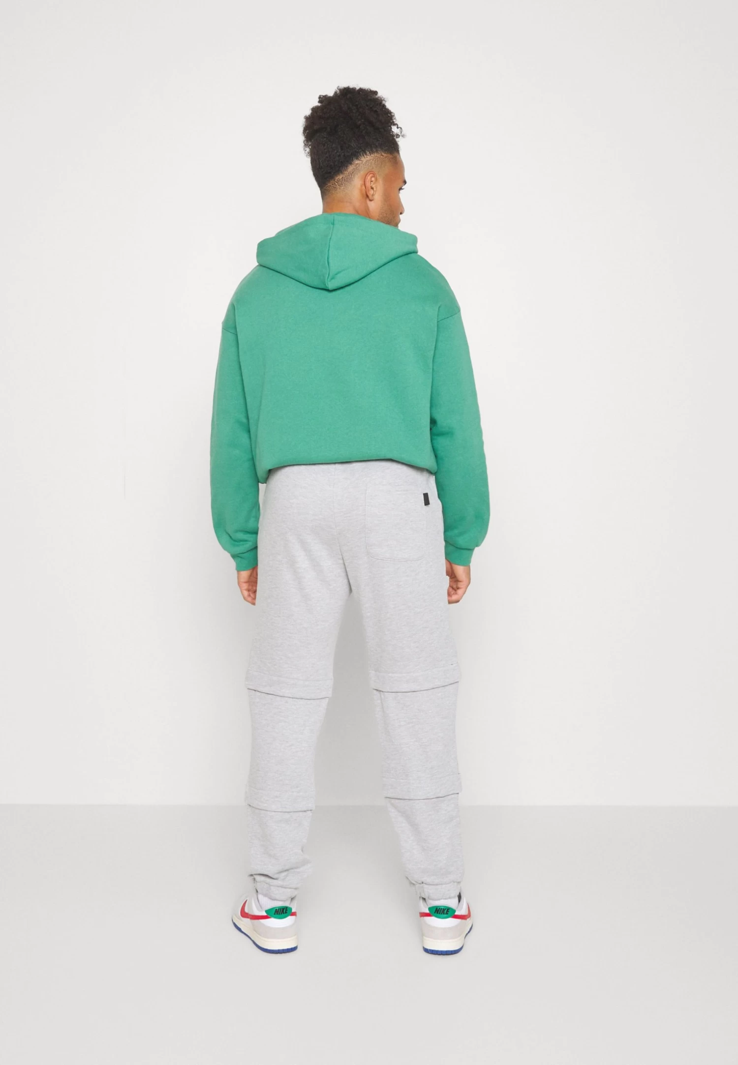 Pier One Pantaloni SportiviMottled Light Grey Uomo Pantaloni PI922E04R-C11 6 Pier One Pantaloni SportiviMottled Light Grey Uomo Pantaloni PI922E04R-C11 - immagine 4