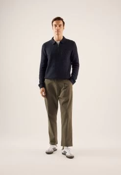 Pier One MaglioneDark Blue Uomo Maglieria PI922Q0C1-K11 8 Pier One MaglioneDark Blue Uomo Maglieria PI922Q0C1-K11 -Pier One 64b398a332de4044b9d4c2aba413d068