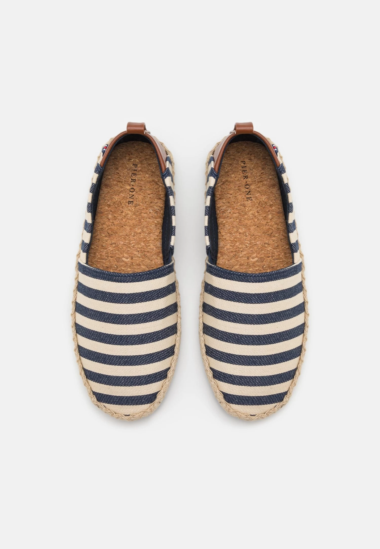 Pier One UnisexEspadrillasDark Blue/White Uomo Scarpe Basse PI915C00F-K11 6 Pier One UnisexEspadrillasDark Blue/White Uomo Scarpe Basse PI915C00F-K11 - immagine 4