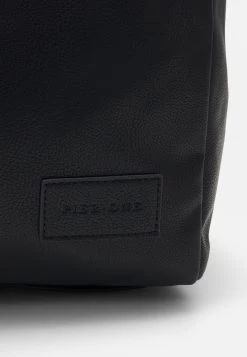 Pier One UnisexBorsa Da ViaggioBlack Donna Borse PI954H020-Q11 -Pier One 6f0d4cba81d947489c7b672bfd9ce02e