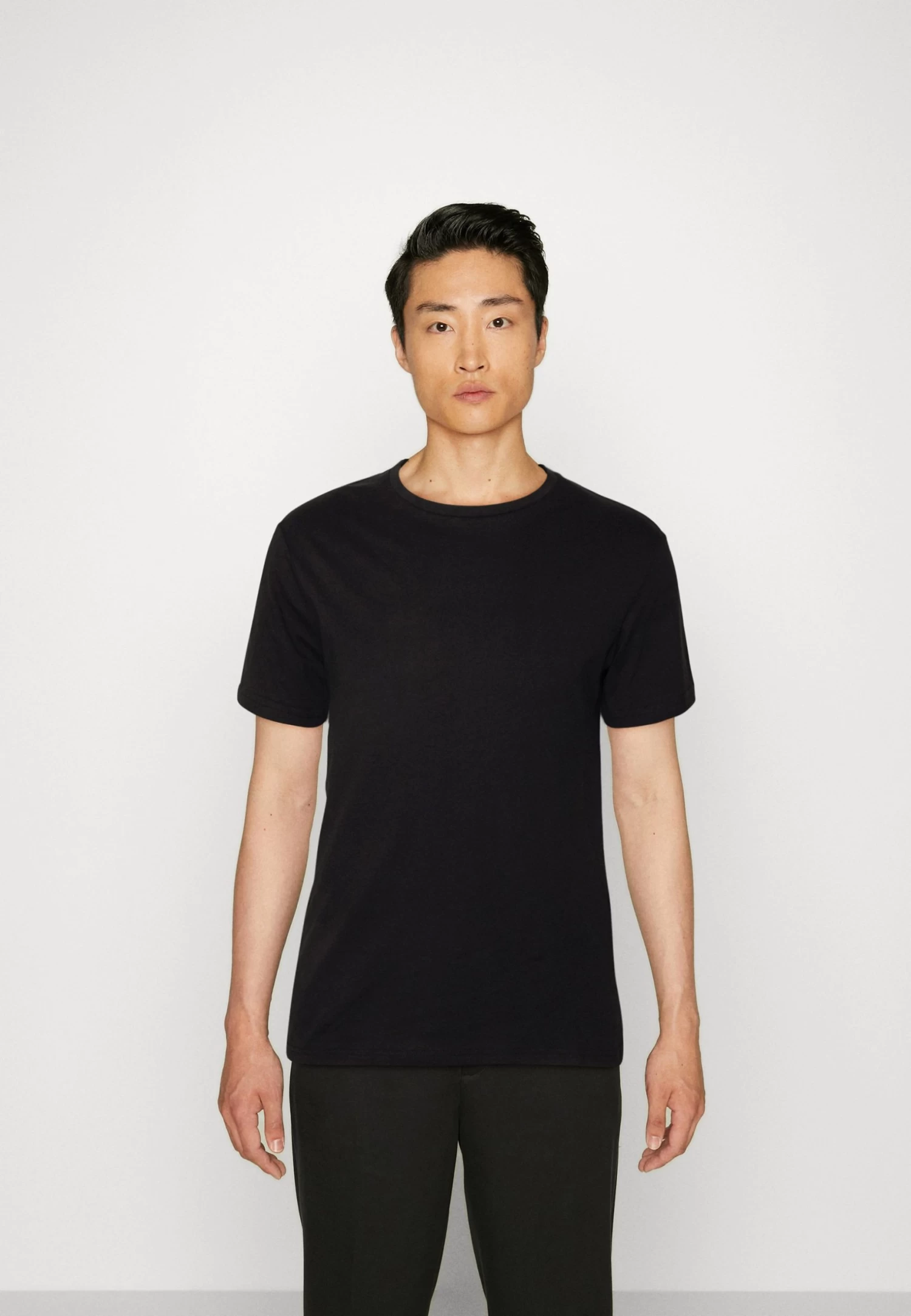 Pier One 7 PackT-Shirt BasicBlack/Dark Blue/Dark Green Uomo T-shirt E Polo PI922O0PY-Q14 11 Pier One 7 PackT-Shirt BasicBlack/Dark Blue/Dark Green Uomo T-shirt E Polo PI922O0PY-Q14 - immagine 9