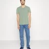 Pier One V Neck Bird Tonal 3 PackT-Shirt BasicMint/Off-Whit/Blue Grey Uomo T-shirt E Polo PI922O0XL-M11