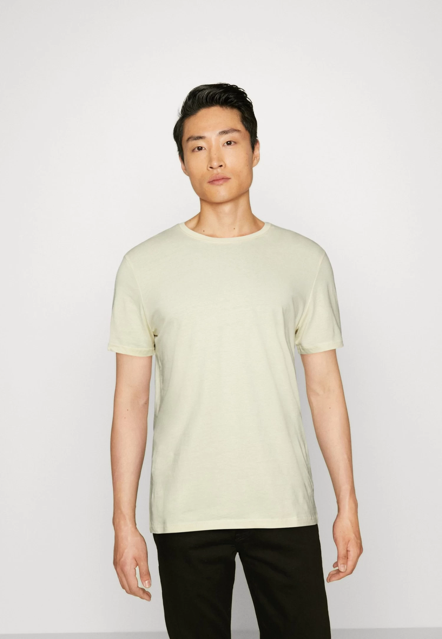 Pier One 5 PackT-Shirt BasicDark Blue/Pink/Off-White Uomo T-shirt E Polo PI922O0GY-K12 9 Pier One 5 PackT-Shirt BasicDark Blue/Pink/Off-White Uomo T-shirt E Polo PI922O0GY-K12 - immagine 7
