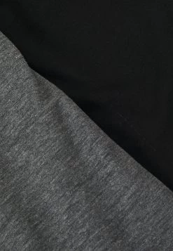 Pier One Unisex 2 PackBerrettoBlack/Grey Uomo Cappellie Berretti PI954P00R-Q11 -Pier One 898957d575ad4a3aa4355ee81180eb03