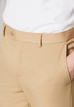 Pier One PantaloniBeige Uomo Completi E Cravatte PI922E057-B11 -Pier One 901da9459bae488b8dc6716e4f1a5a75