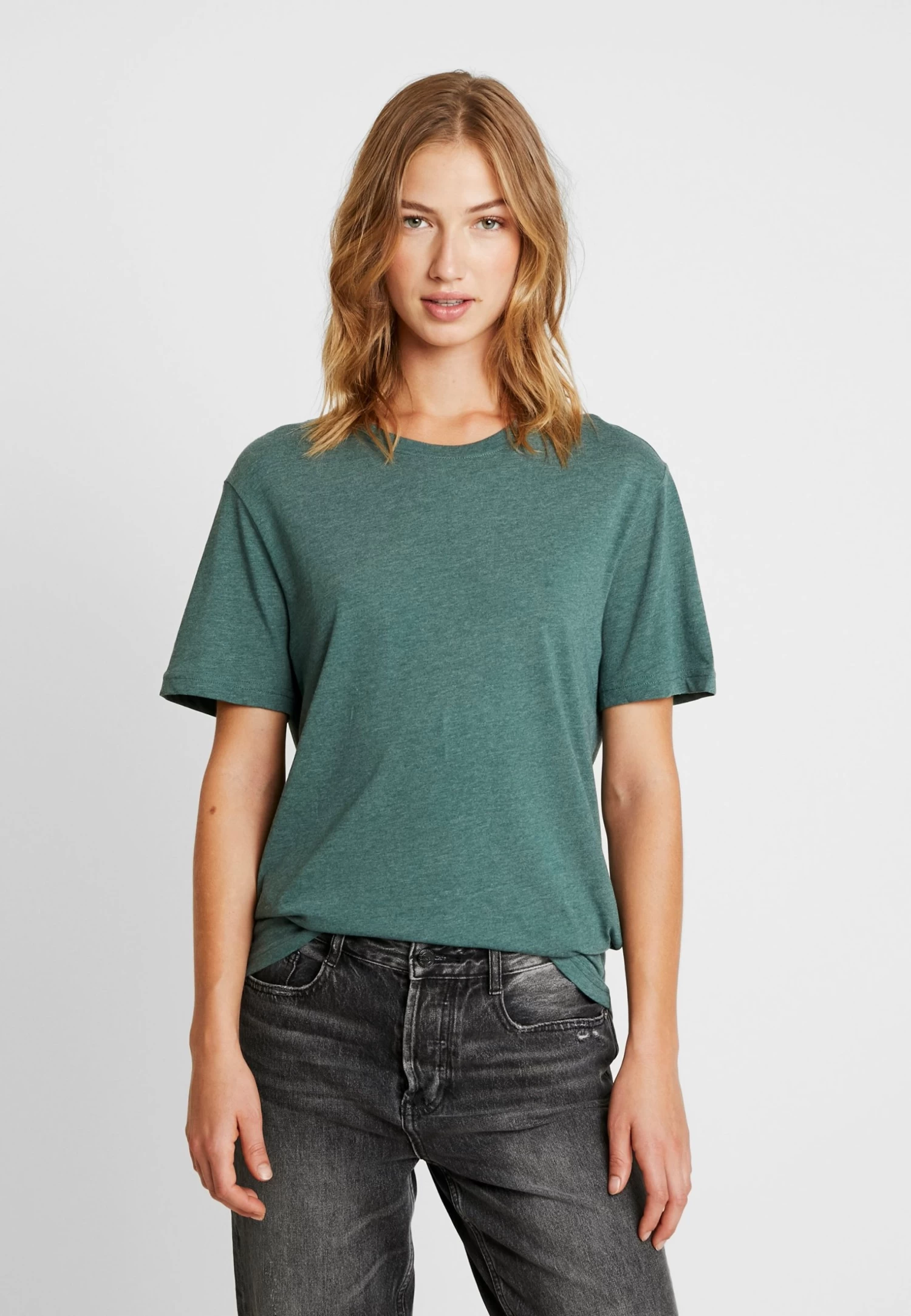 Pier One T-Shirt BasicGreen Melange Uomo T-shirt E Polo PI922O00I-M11 6 Pier One T-Shirt BasicGreen Melange Uomo T-shirt E Polo PI922O00I-M11 - immagine 4