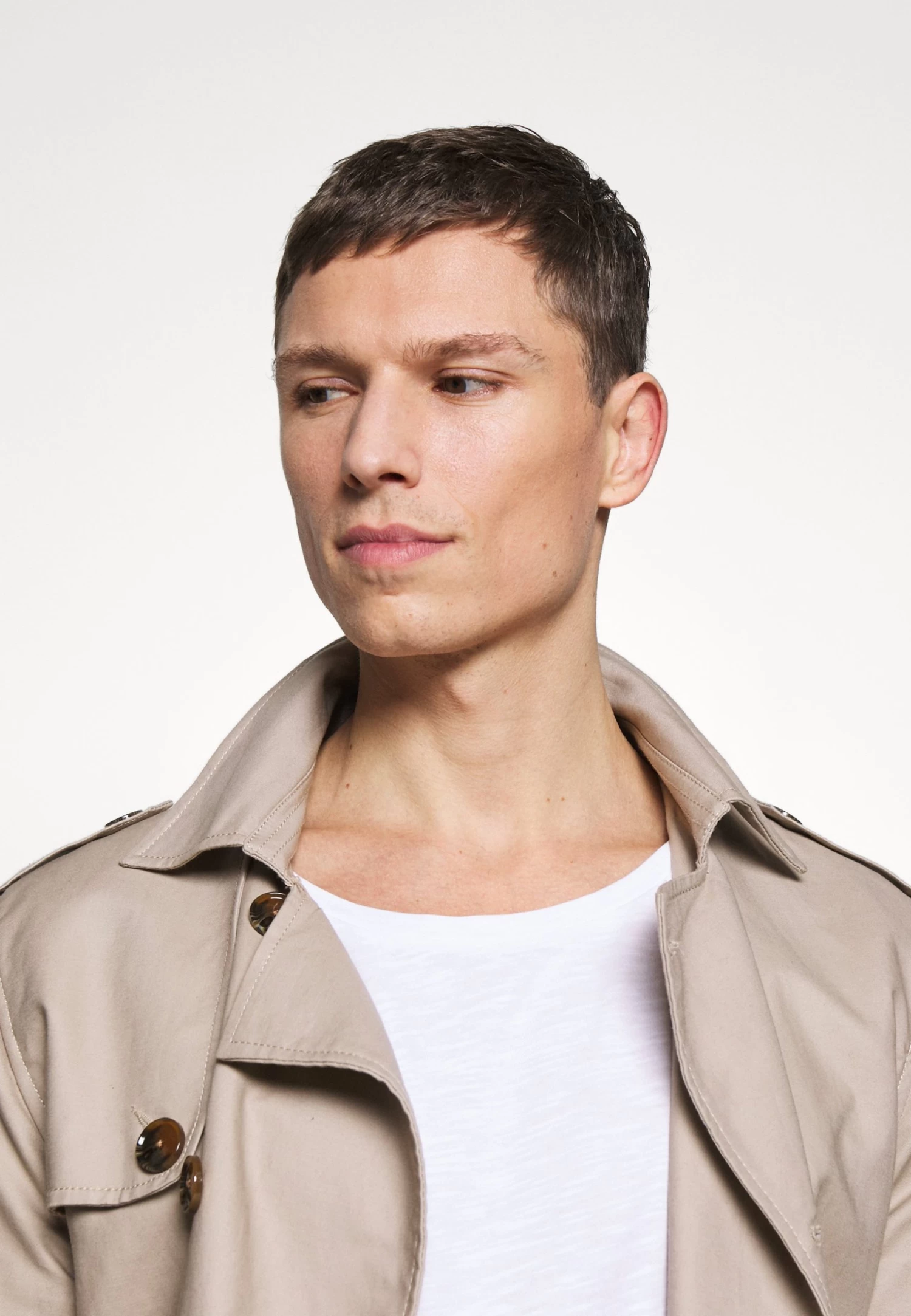 Pier One T-Shirt BasicBright White Uomo T-shirt E Polo PI922O0H0-A11 6 Pier One T-Shirt BasicBright White Uomo T-shirt E Polo PI922O0H0-A11 - immagine 4