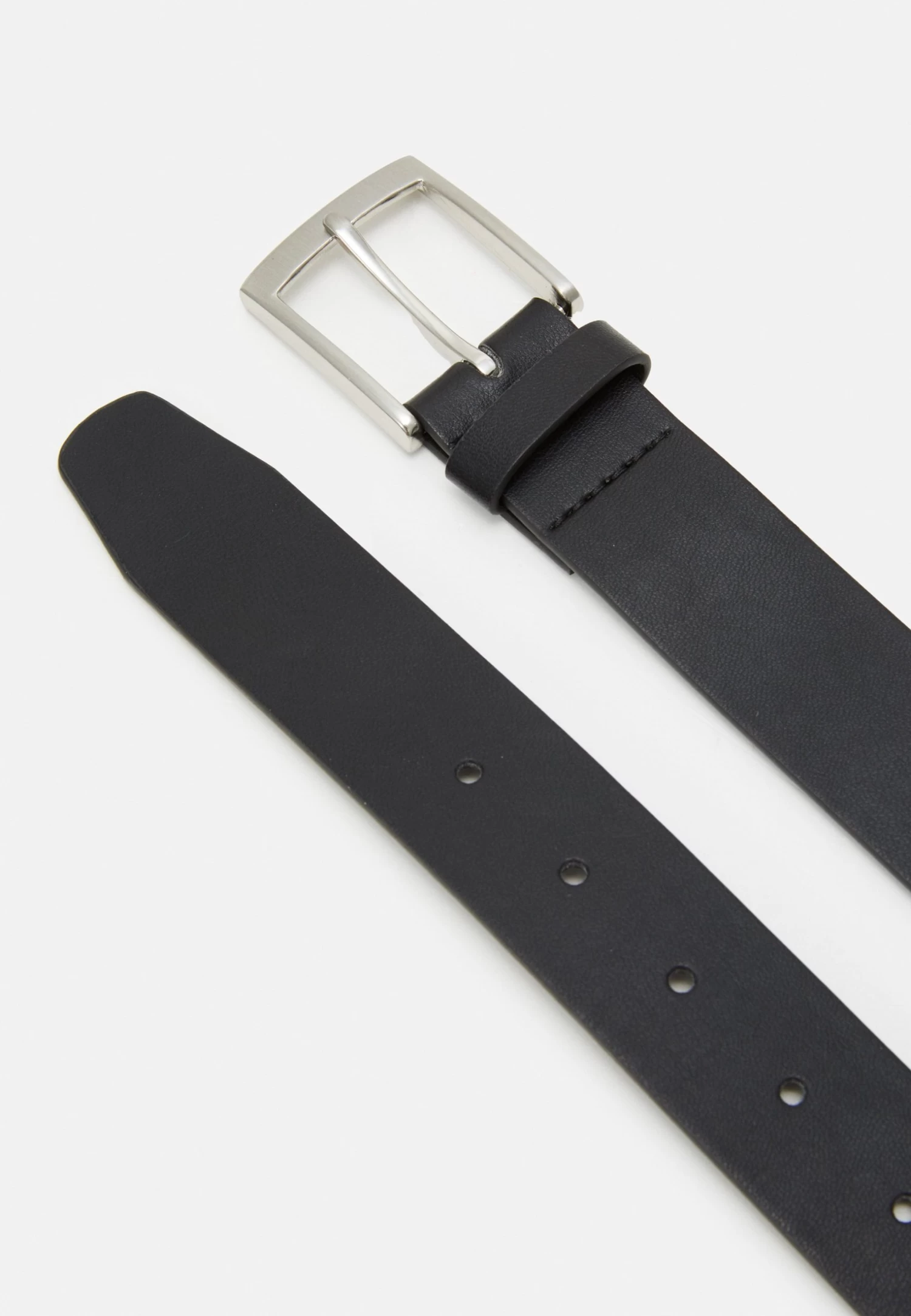 Pier One CinturaBlack Uomo Cinture PI952D03K-Q11 4 Pier One CinturaBlack Uomo Cinture PI952D03K-Q11 - immagine 2