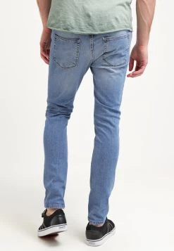 Pier One Jeans Slim FitLight Blue Denim Uomo Jeans PI922GA03-K11 -Pier One 9ce69a79e7f24d82919ce673ea1c8949