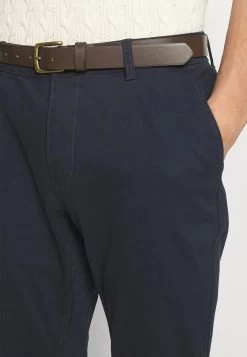 Pier One ChinoDark Blue Uomo Pantaloni PI922E05D-K11 -Pier One 9e734d3c3810408ab927cd32c52385ab
