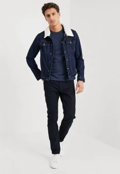 Pier One T-Shirt BasicMottled Dark Blue Uomo T-shirt E Polo PI922O05G-K11 8 Pier One T-Shirt BasicMottled Dark Blue Uomo T-shirt E Polo PI922O05G-K11 -Pier One a02d254347e443f49e2c4e865f36b1ba