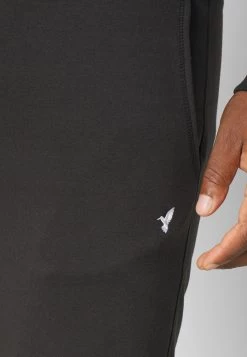 Pier One Pantaloni SportiviBlack Uomo Pantaloni PI922E051-Q11 -Pier One a34f1be01380474bac71943a76301bf8