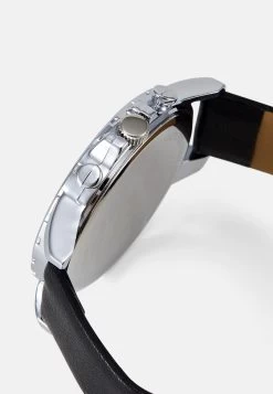 Pier One OrologioBlack/Silver-Coloured Uomo Orologi PI952M01B-Q11 -Pier One a405f32d91574594bfe0eb57bcbec044