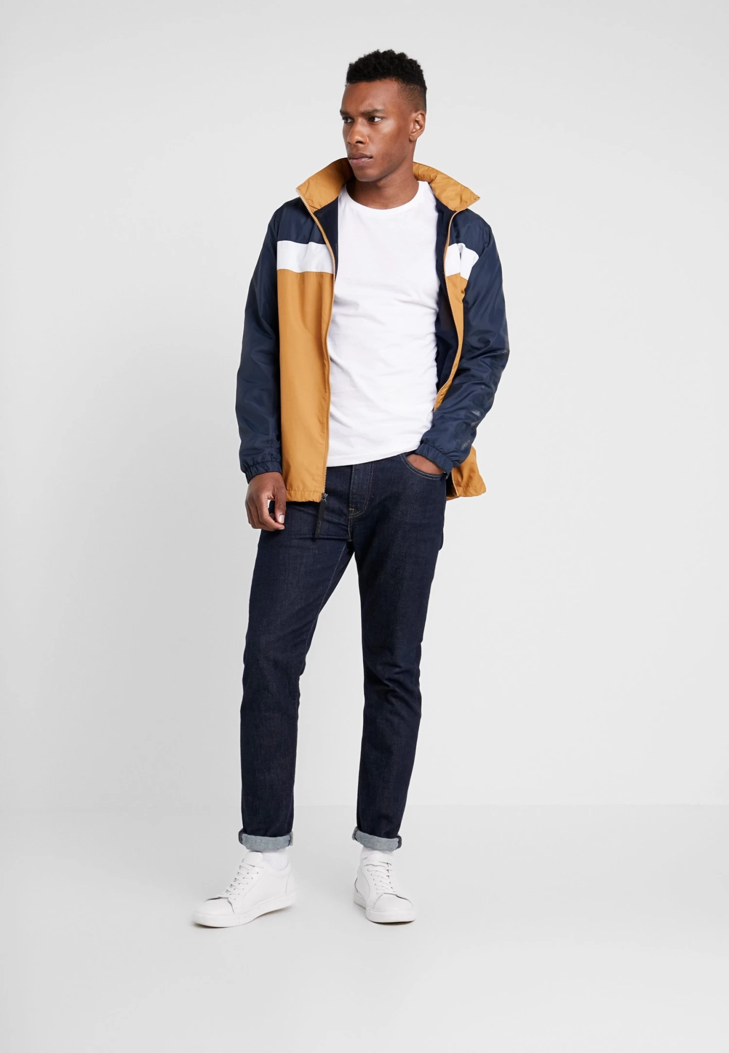 Pier One Maglietta A Manica LungaWhite Uomo T-shirt E Polo PI922O0GP-A11 4 Pier One Maglietta A Manica LungaWhite Uomo T-shirt E Polo PI922O0GP-A11 - immagine 2