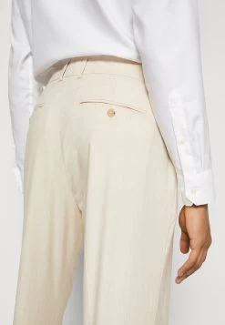 Pier One Set - Completo - Beige 21 Pier One Set - Completo - Beige -Pier One a6765ee0587d432ebeb88b9e45f1edad