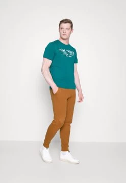Pier One Pantaloni SportiviCamel Uomo Pantaloni Sportivi E Joggers PI922E03I-B13 -Pier One acadb341f56e4a449dbcc9a5176b49ed