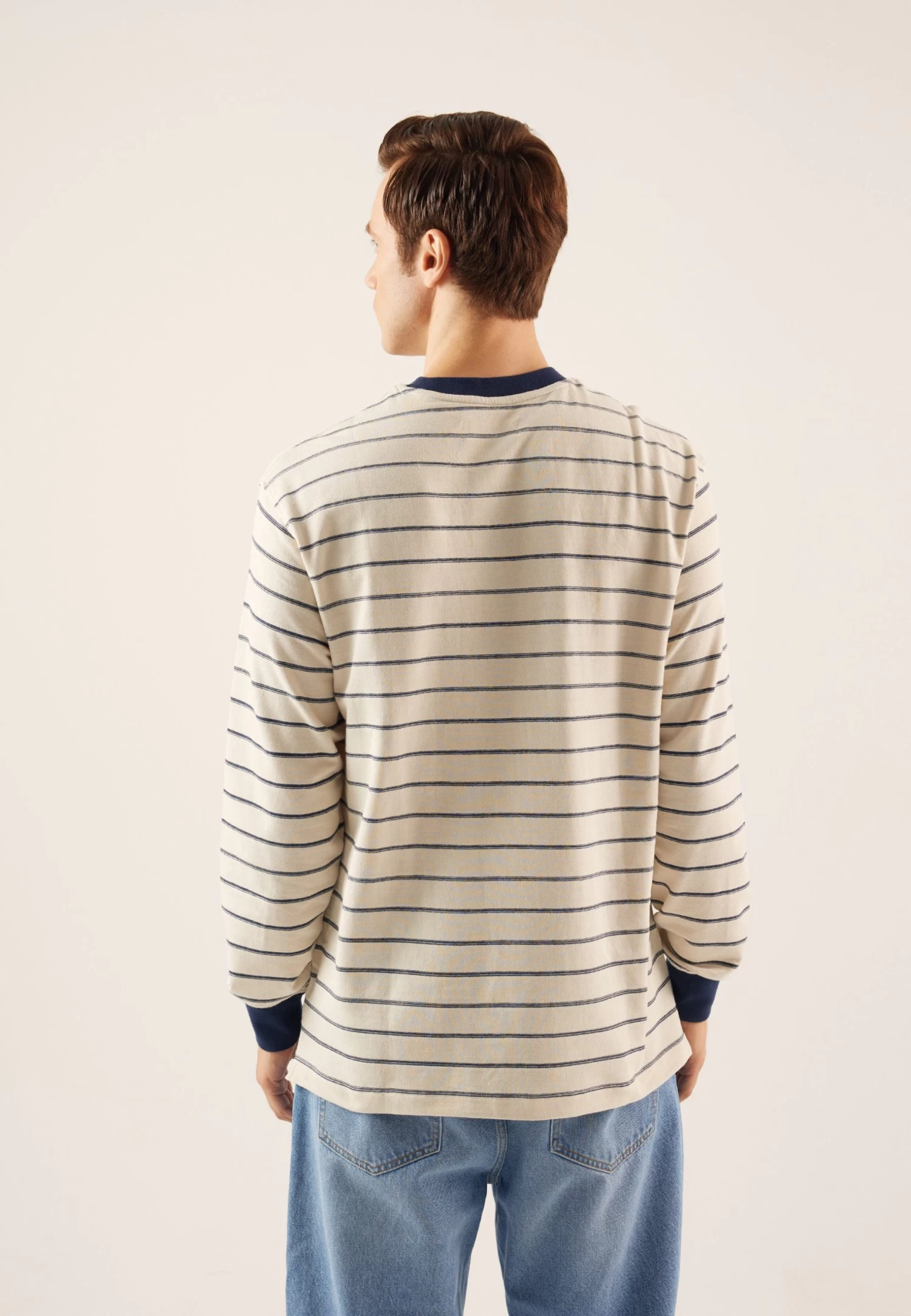 Pier One Maglietta A Manica LungaWhite Uomo T-shirt E Polo PI922O0Y5-A11 5 Pier One Maglietta A Manica LungaWhite Uomo T-shirt E Polo PI922O0Y5-A11 - immagine 3