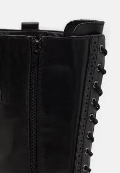 Pier One Leather Stivali Con I LacciBlack Donna Stivali PI911A0HJ-Q11 -Pier One b8da54ccb4074354a201ca4451b08720