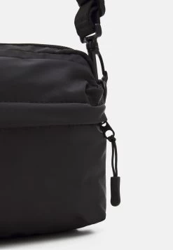 Pier One Borsa A TracollaBlack Uomo Borse PI954H02B-Q11 -Pier One be6c257be3b546028e24d7920c8d915e