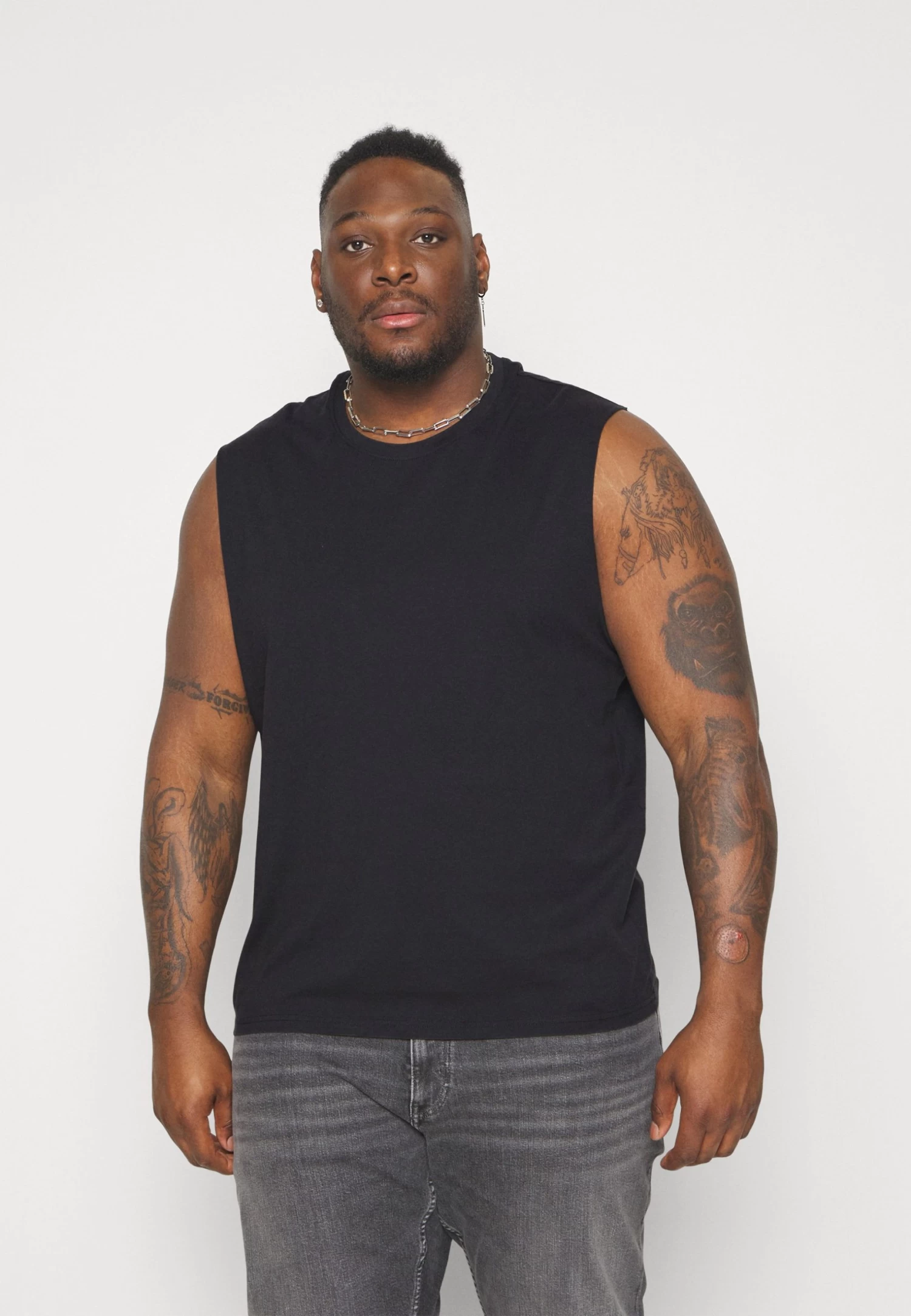 Pier One 2 Pack TopBlack/Bordeaux Uomo T-shirt E Polo PI922O0Y1-Q11 6 Pier One 2 Pack TopBlack/Bordeaux Uomo T-shirt E Polo PI922O0Y1-Q11 - immagine 4