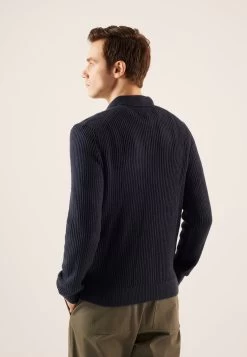 Pier One MaglioneDark Blue Uomo Maglieria PI922Q0C1-K11 9 Pier One MaglioneDark Blue Uomo Maglieria PI922Q0C1-K11 -Pier One c6388b8d00f94ed0b975bd56966eb062