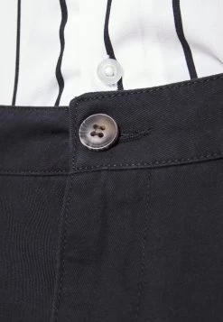 Pier One 2 Pack - Shorts - Black/Olive -Pier One c8820f9e55d04242888847594dabac20