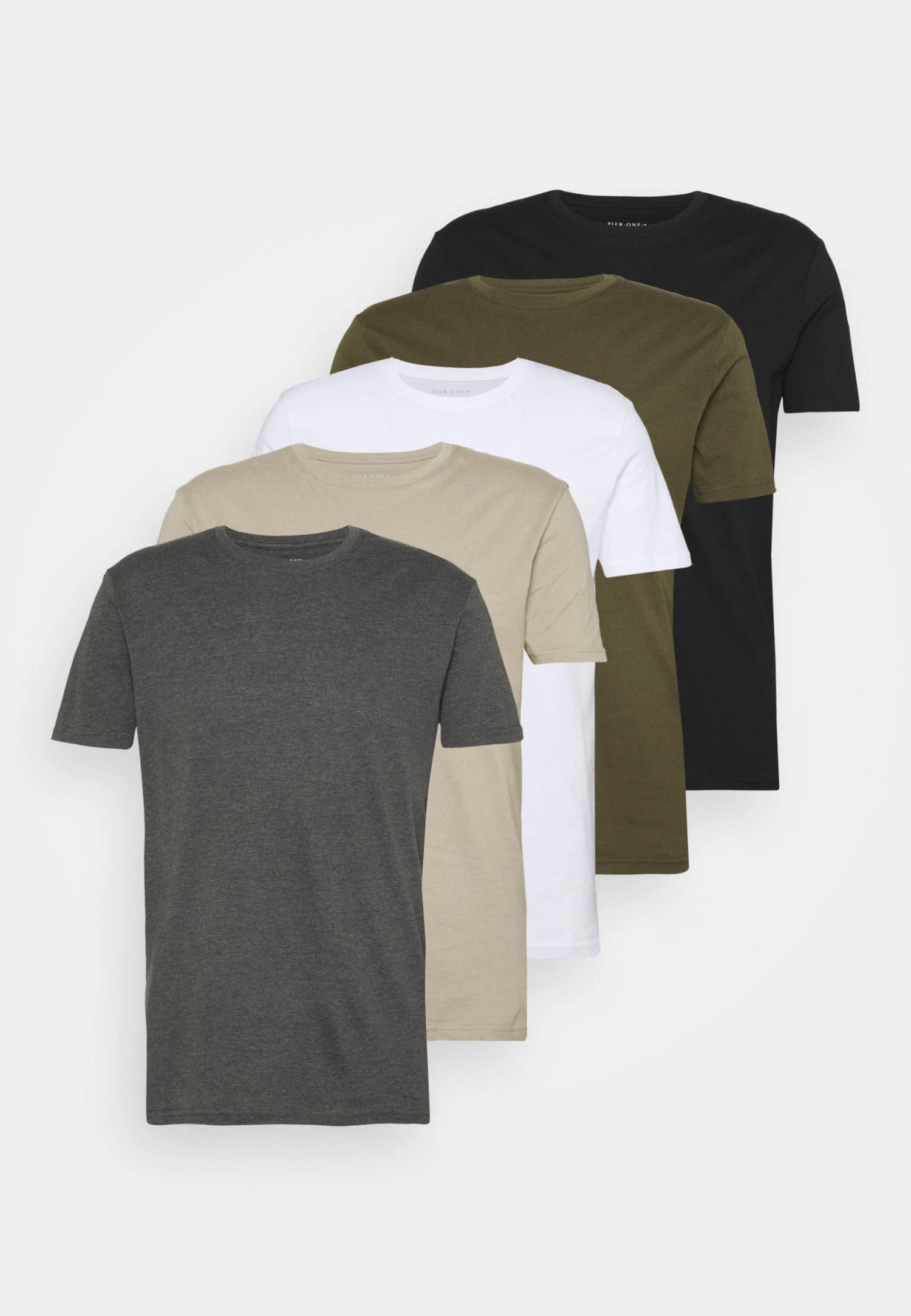Pier One 5 PackT-Shirt BasicWhite/Dark Grey/Black Uomo T-shirt E Polo PI922O0GY-A12 8 Pier One 5 PackT-Shirt BasicWhite/Dark Grey/Black Uomo T-shirt E Polo PI922O0GY-A12 - immagine 6