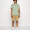 Pier One 3 Pack UnisexT-Shirt BasicWhite/Offwhite /Green Uomo T-shirt E Polo PI921001Q-A11 -Pier One ca07d3bbdafd4d3da90a3db0f92916e0