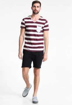 Pier One ShortsBlack Uomo Bermuda PI922FA1G-Q11 -Pier One d265afe0613a4fe8bb867200f2e4871f