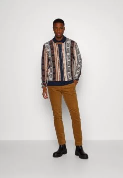 Pier One MaglioneMulti-Coloured Uomo Maglieria PI922Q0BE-T11 9 Pier One MaglioneMulti-Coloured Uomo Maglieria PI922Q0BE-T11 -Pier One dfce1cca147e4e088656157505ca526d